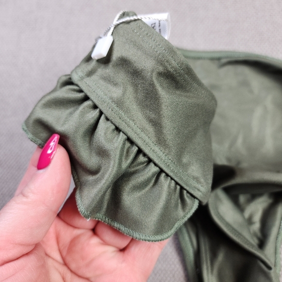 NWT Dream Bandits Sustainable Green Ruffle Low Rise Byron Bikini Breif Medium - Picture 11 of 12